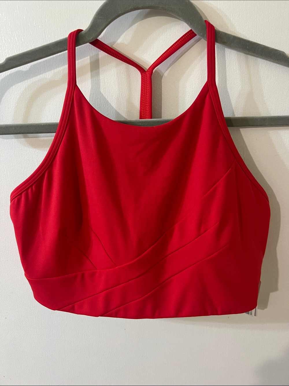 lululemon athletica Flow Y Wrap-Front High-Neck Bra, True Red B/C cup Sz 12, NWT - Picture 2 of 12